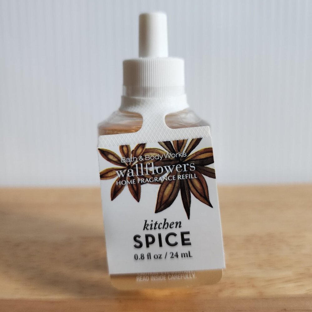 NWT Bath and Body Works, Single Wallflower Refill, Kitchen Spice